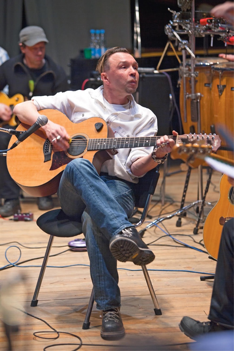 Путь Горыныча. Авторизованная биография Гарика Сукачева Путь Горыныча. Авторизованная биография Гарика Сукачева