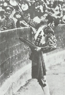 Смерть после полудня Смерть после полудня