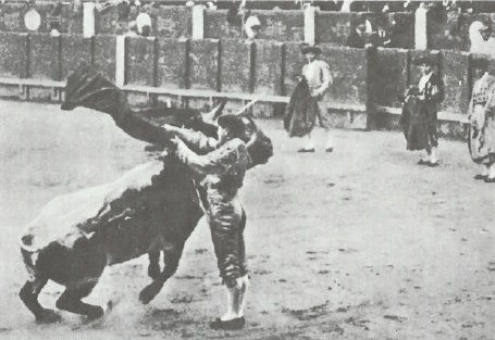 Смерть после полудня Смерть после полудня