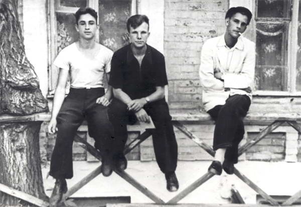 Юрий Гагарин. Первый полёт в документах и воспоминаниях